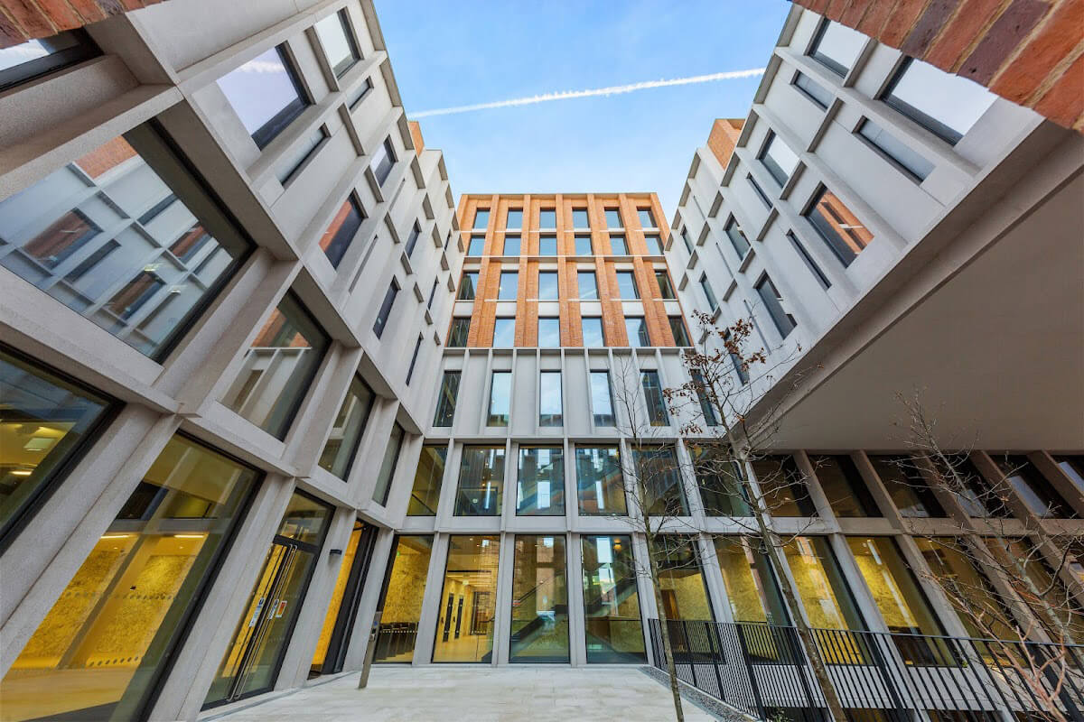 Fitzwilliam 28 - Entrance